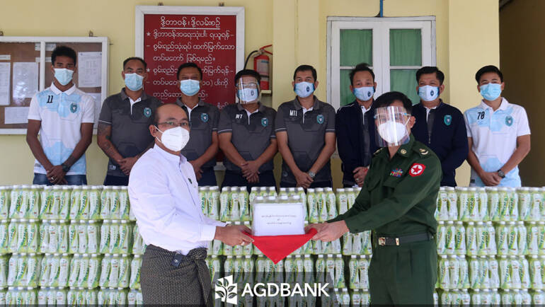 Yangon United donate Royal-D Electrolyte Beverages to No (1) Military Transit Centre