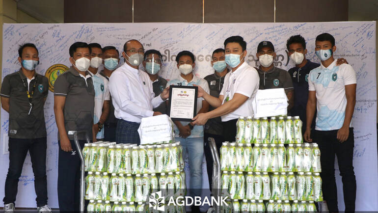 Yangon United donate Royal-D Electrolyte Beverage to Ayeyawady Centre (Yangon)