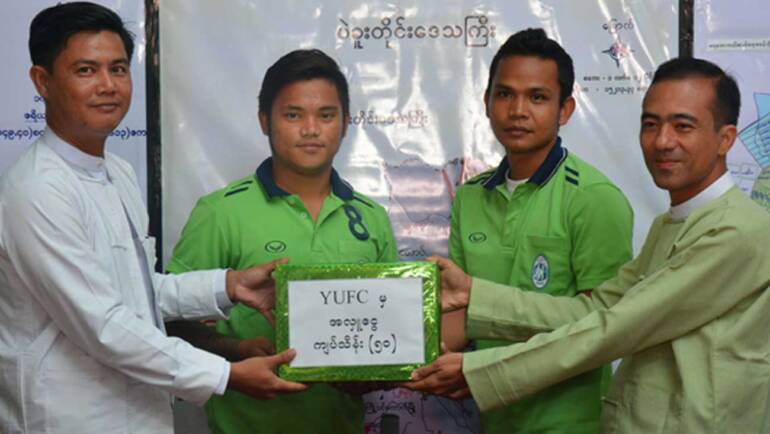 Yangon United FC supports humanitarian aids to Bago flood victims