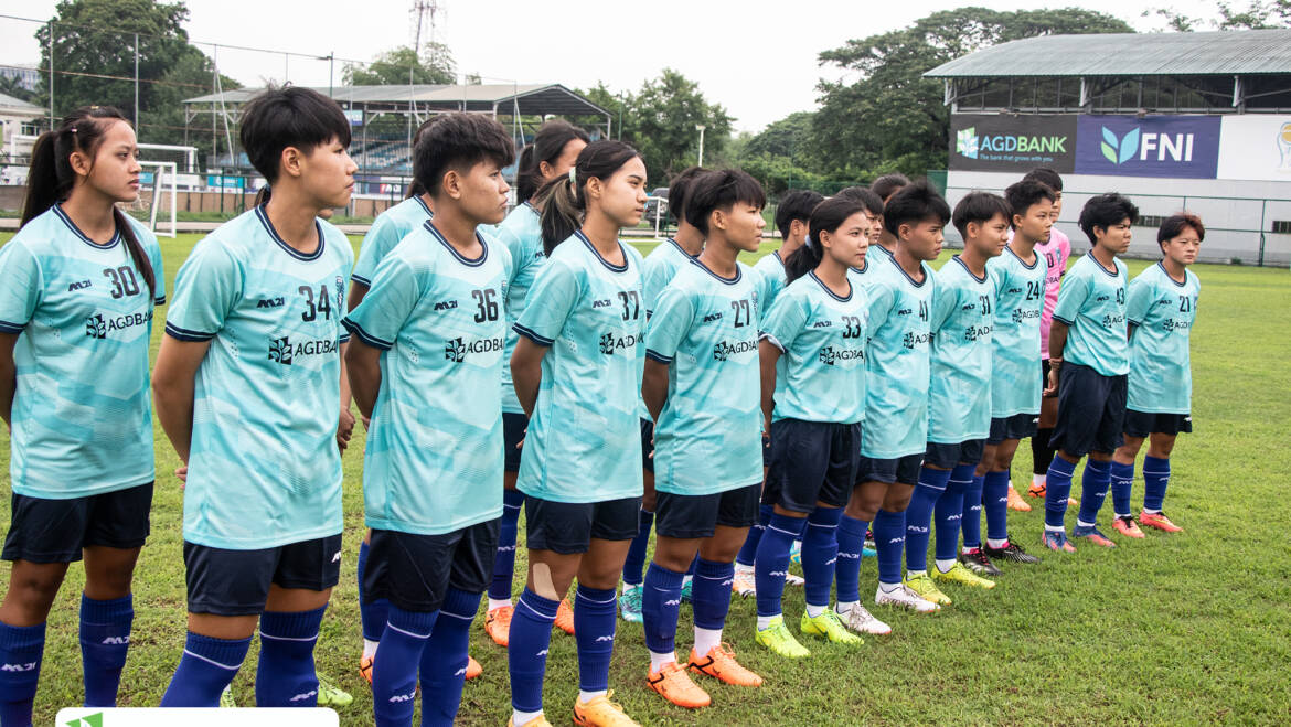 ရန်ကုန်ယူနိုက်တက်အမျိုးသမီးဘောလုံးအသင်း လေ့ကျင့်မှုများပြုလုပ်