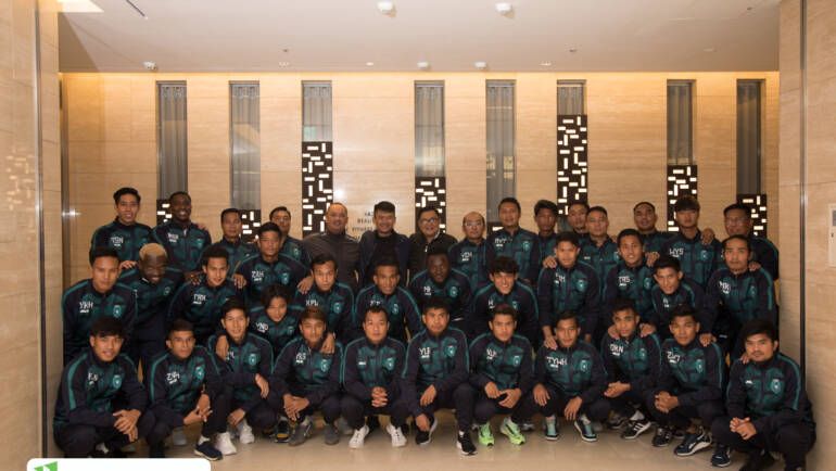 The lads enjoyed the dinner along with Yangon United President and team officials yesterday evening at Lotte Hotel