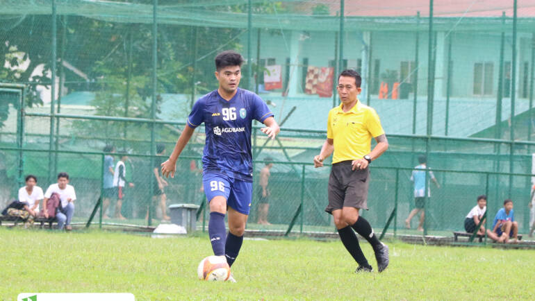 Yangon United won 5-1 over Rakhine United today in a friendly match. Goals for Yangon were netted by David Htan, Thar Yar Win Htet, Sylla, and Valencia