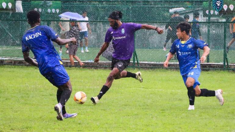 Yangon United played a friendly match against Kachin United today at the Yangon United Sports Complex, securing a 4-1 victory.