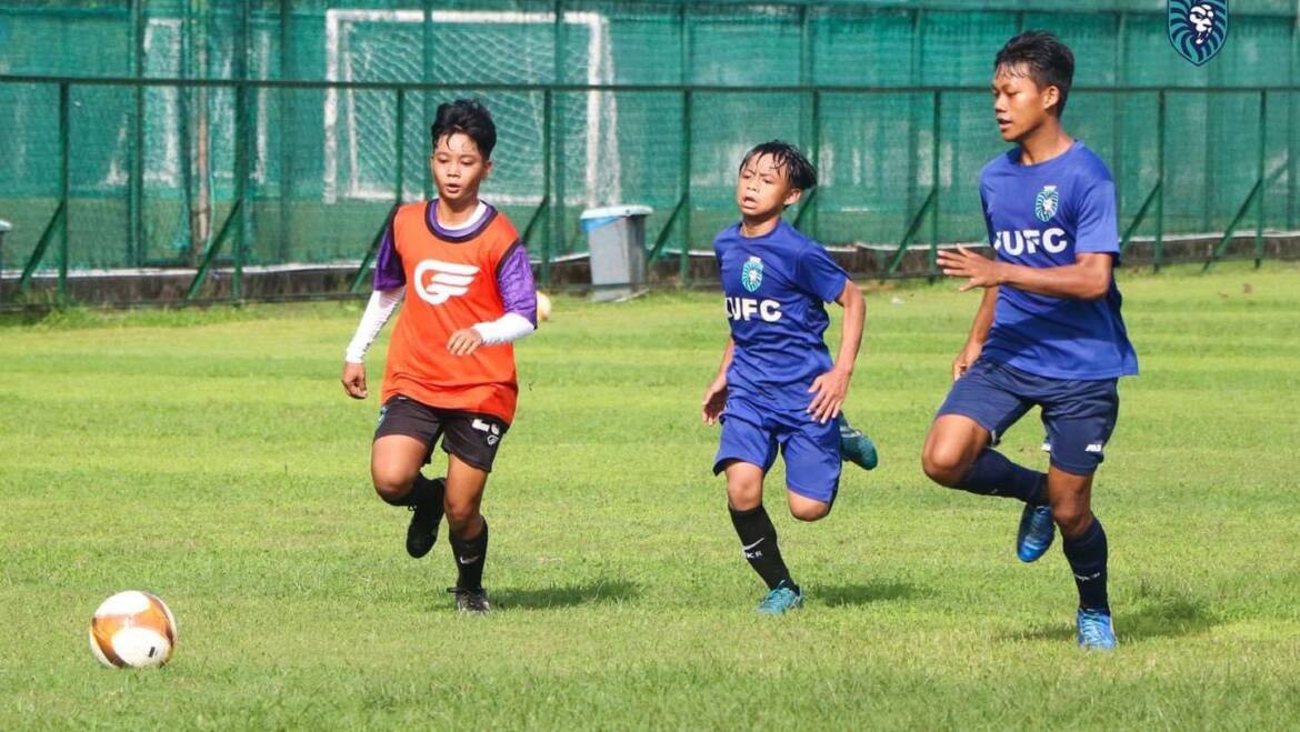 Yangon United women team emerge victorious with score of 4-3 over Yangon United Football Academy