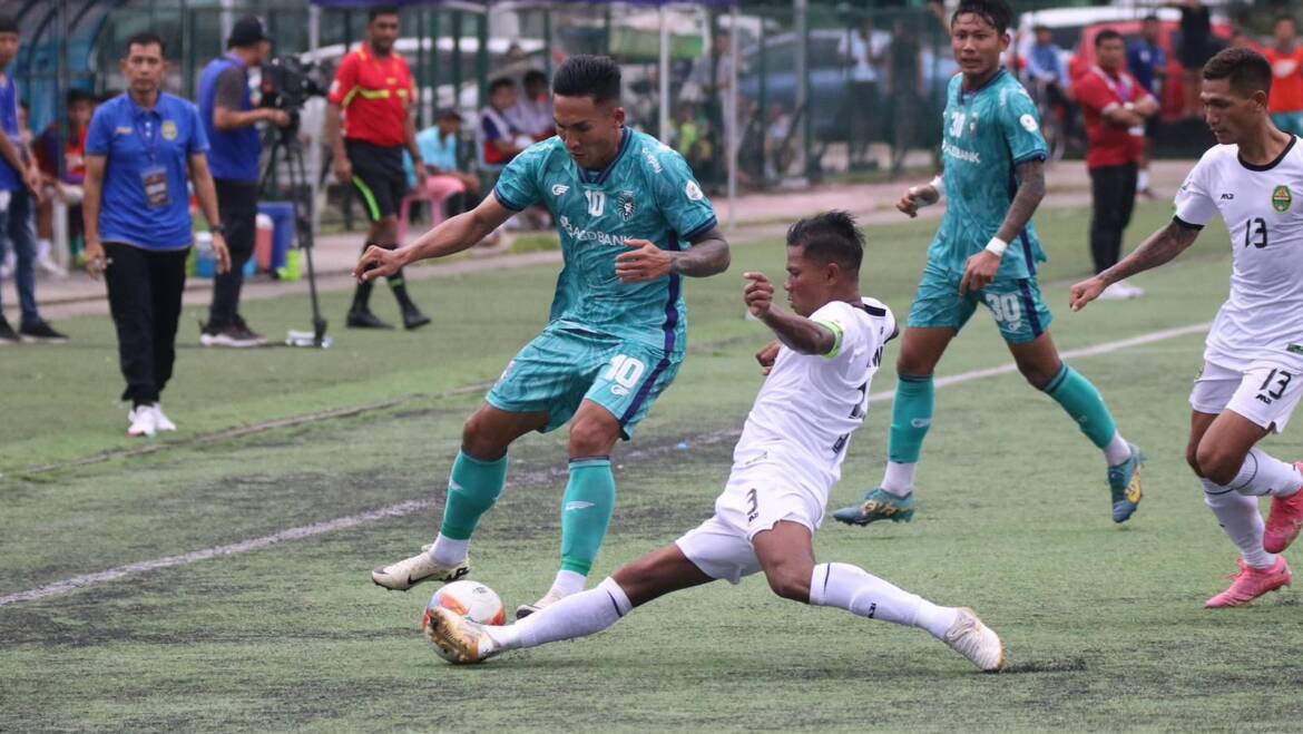 Yangon United and Dagon Star United played to a thrilling 0-0 draw this evening at 3:30 PM at Yangon United Sports Complex.