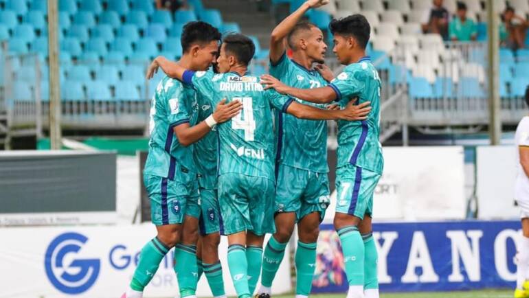 Yangon United kicked off the second round with an emphatic 5-1 victory over Dagon Port today at the Yangon United Sports Complex.